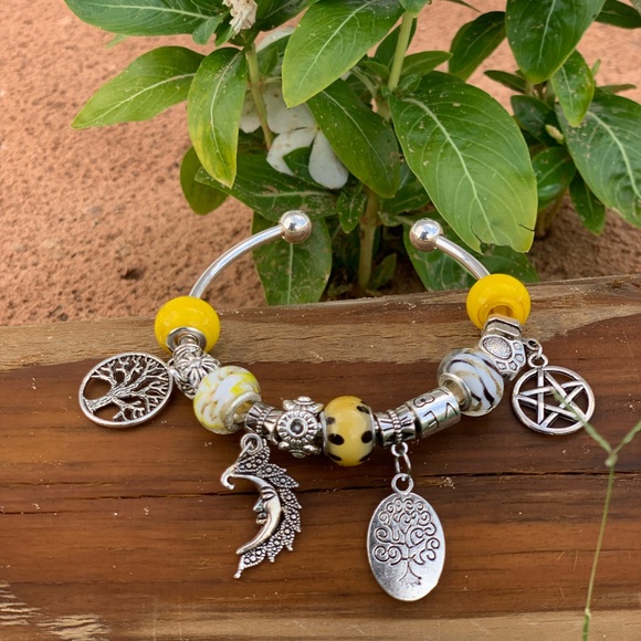 SUMMER SUN BRACELET 💛💛 - Picture 5 of 7